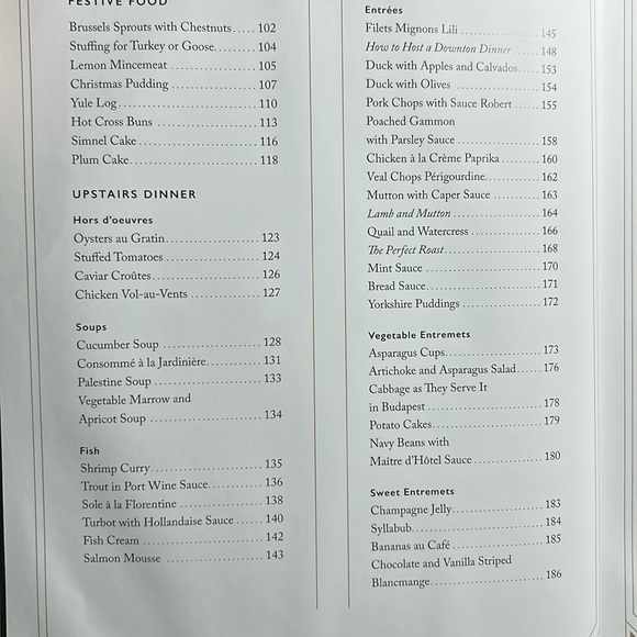 The Official Downtown Abbey Cookbook - Picture 3 of 12